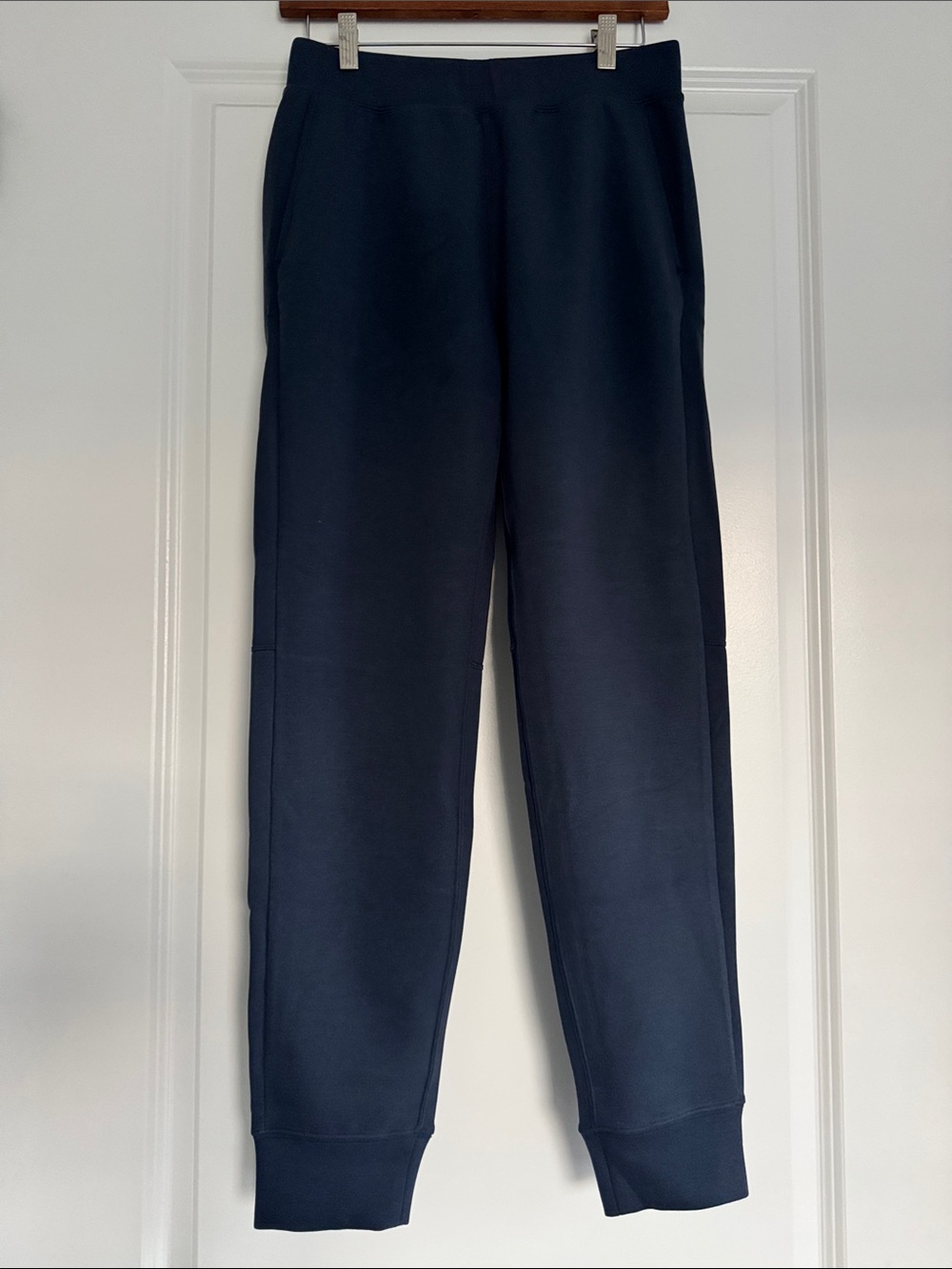 NWOT Uniqlo Men’s Blue Comfort Sweatpants S